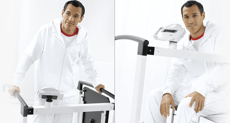 seca 685 r Class III Multifunctional Scale with Folding Seat, Handrails and RS232