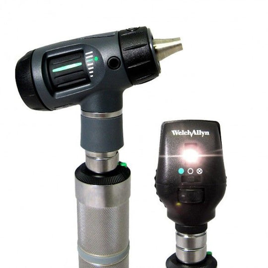 Welch Allyn 3.5V Coaxial Ophthalmoscope/MacroView Otoscope Diagnostic Set | LED
